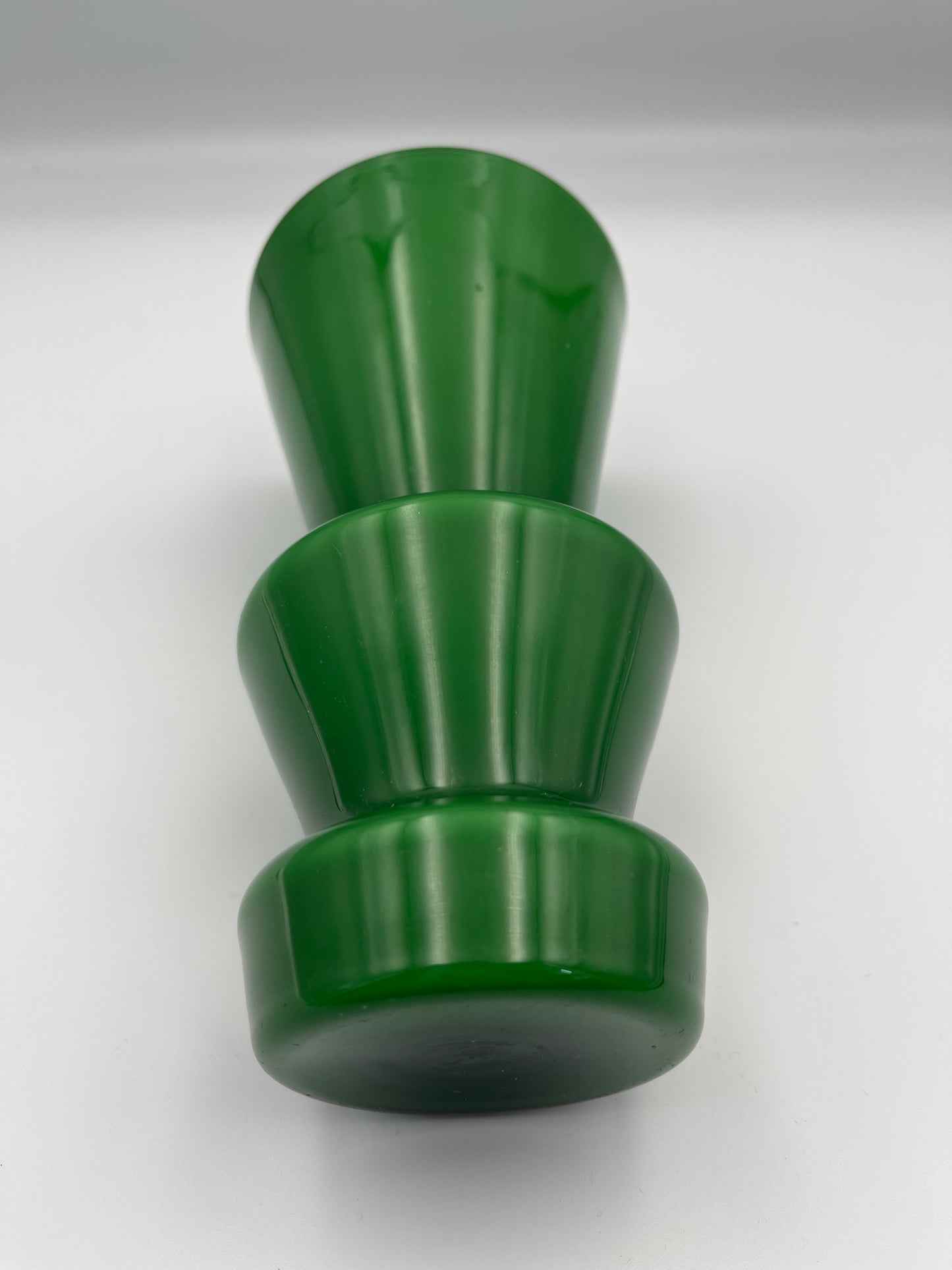 Lindshammer / Alstetbro Swedish Green Hopped cased Vase