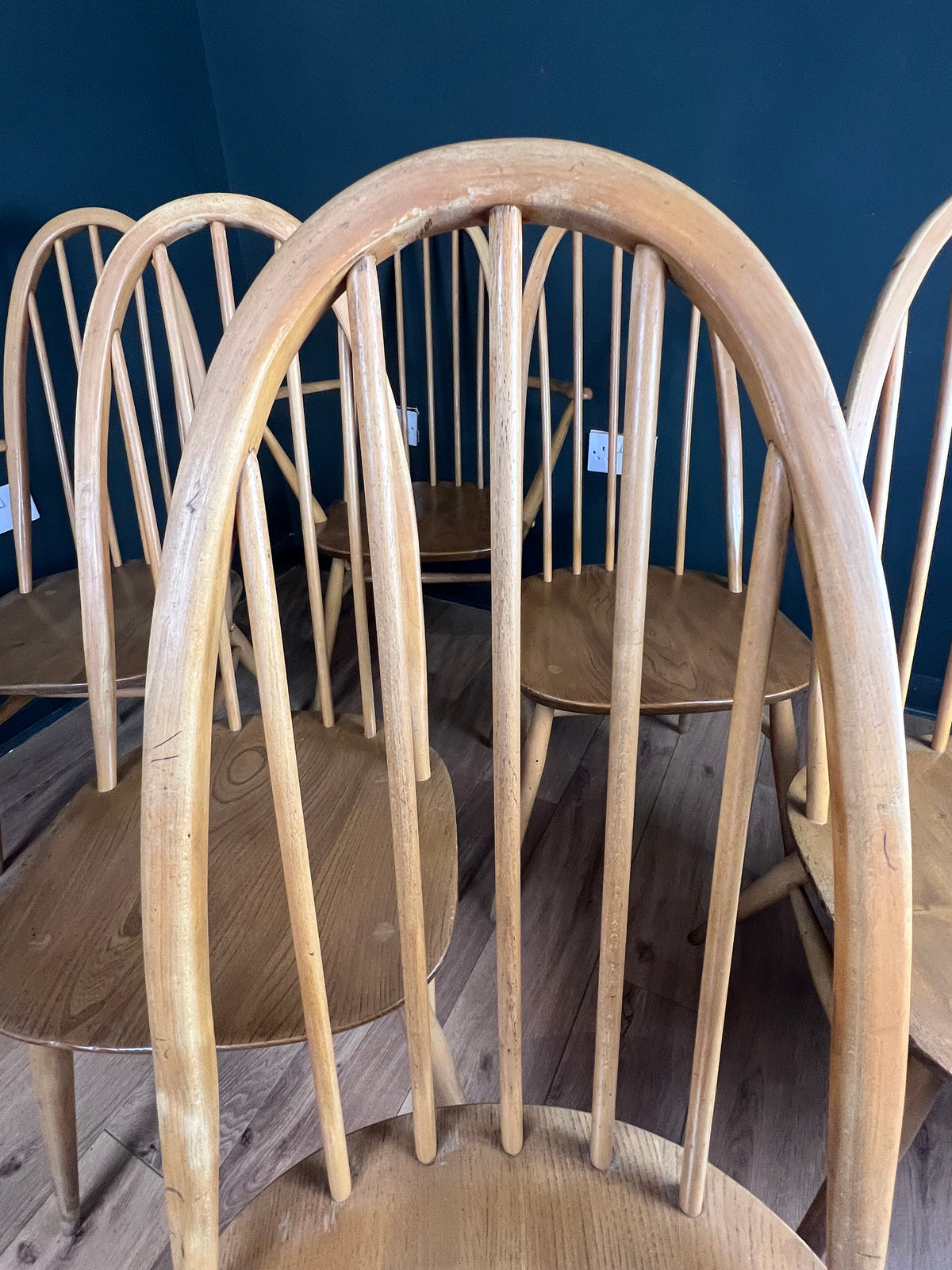 Set of 6 blonde Ercol Quaker dinning chairs
