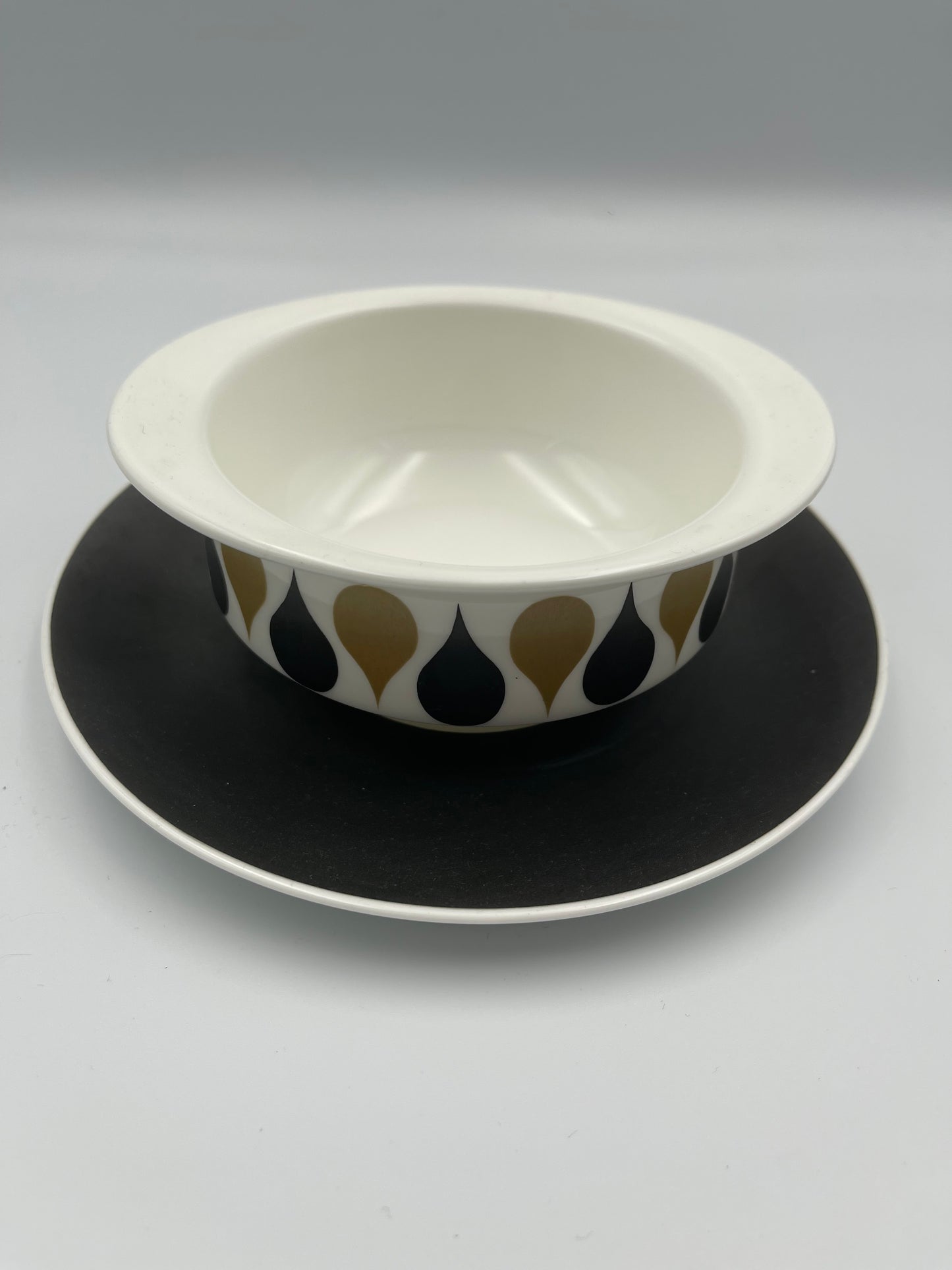 Susie Cooper Diablo soup bowl and saucer.