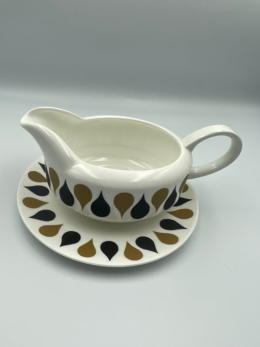 Susie Cooper Diablo gravy boat and saucer