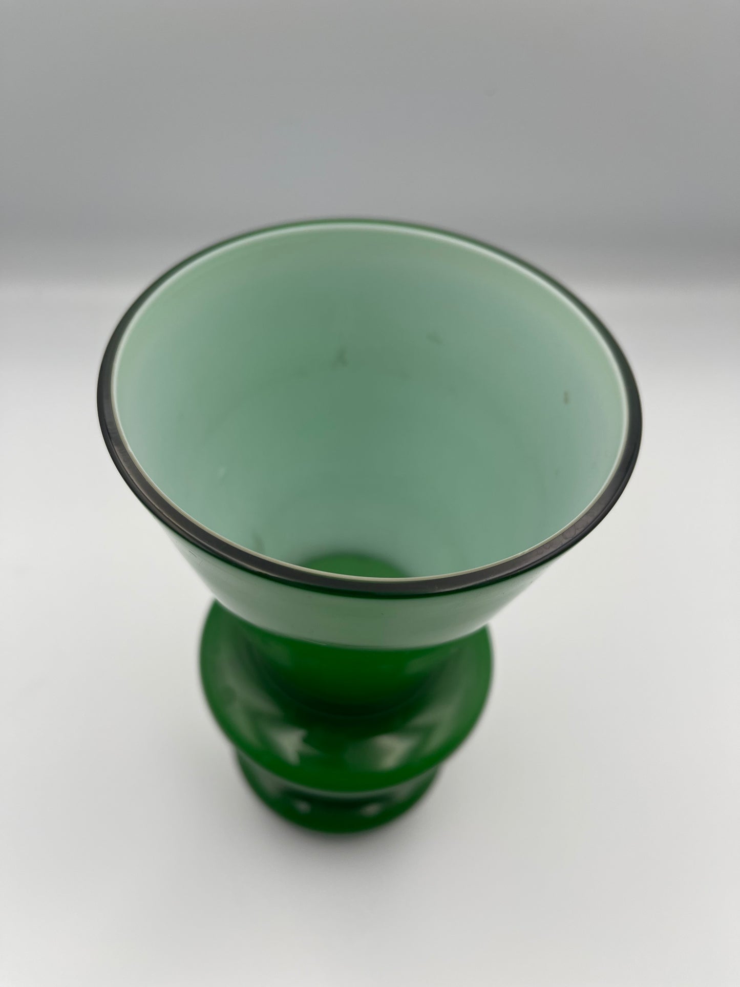 Lindshammer / Alstetbro Swedish Green Hopped cased Vase